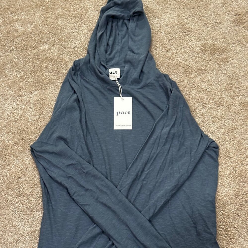 Pact Featherweight Slub Hooded Pullover - NWT. Large